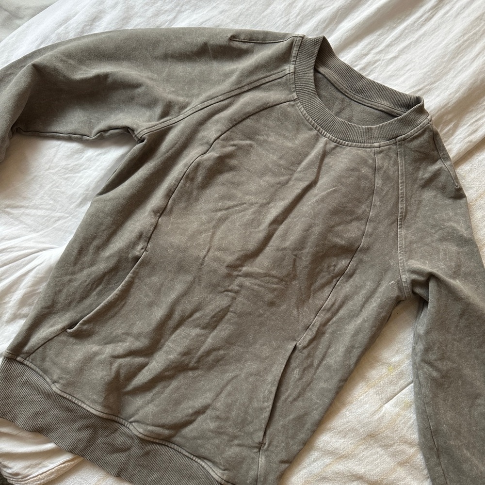 Lululemon pullover